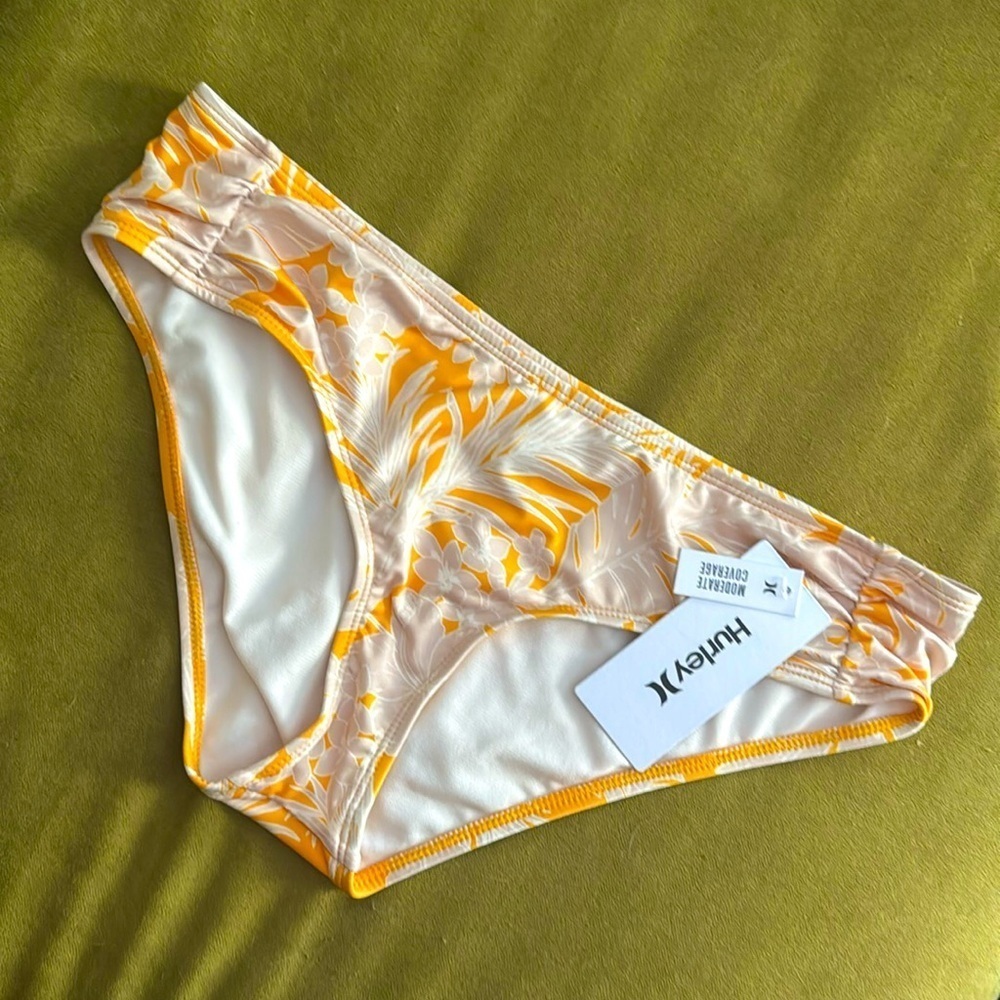 HURLEY NEW Tropical Flower Sunburst Moderate Coverage Bikini Bottoms Size M 58